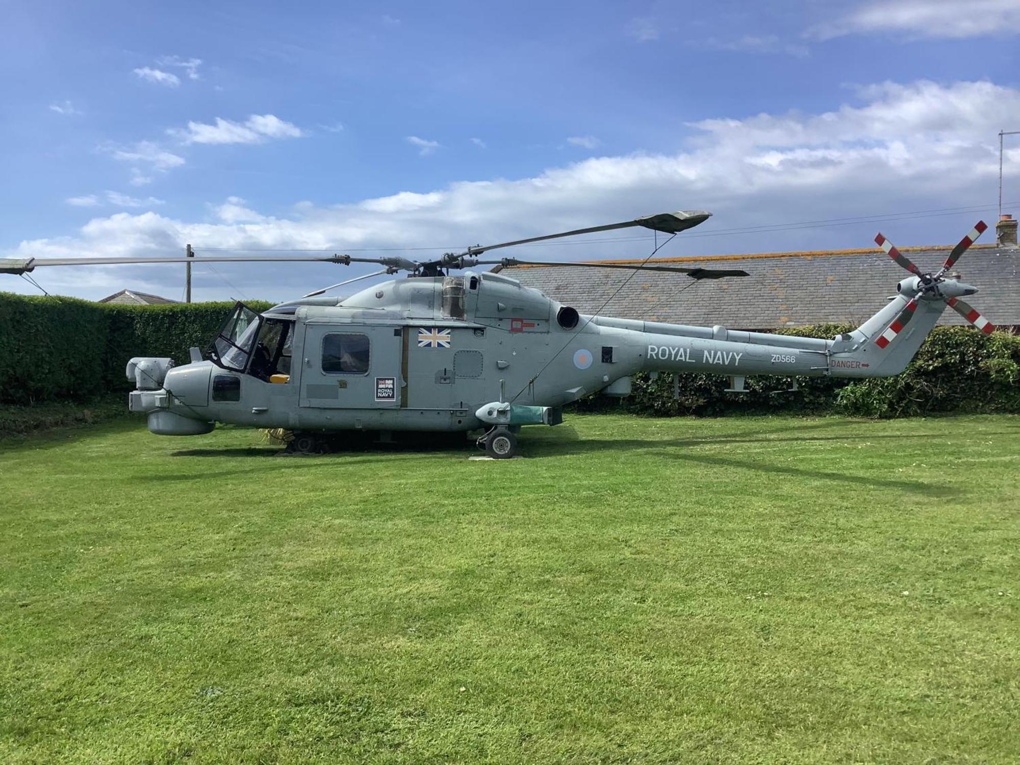 Haelarcher Helicopter Glamping Helston Bagian luar foto